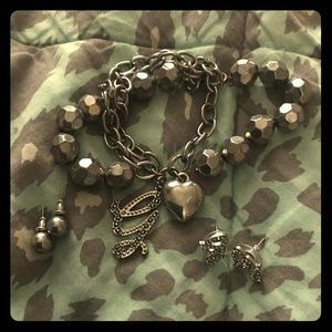 Bracelet and earring bundle